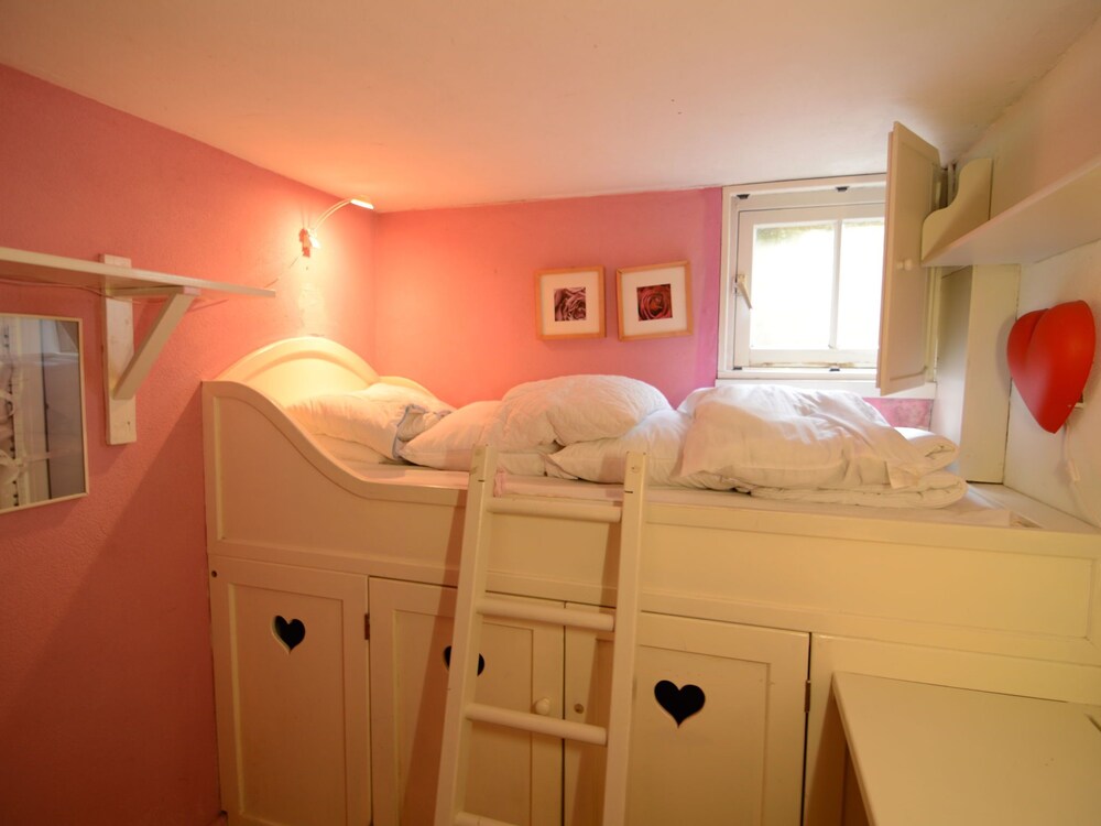 Authentic Jutters House