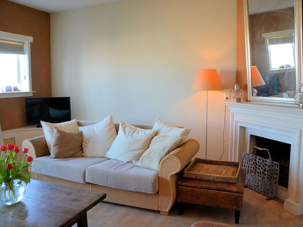 Authentic Jutters House