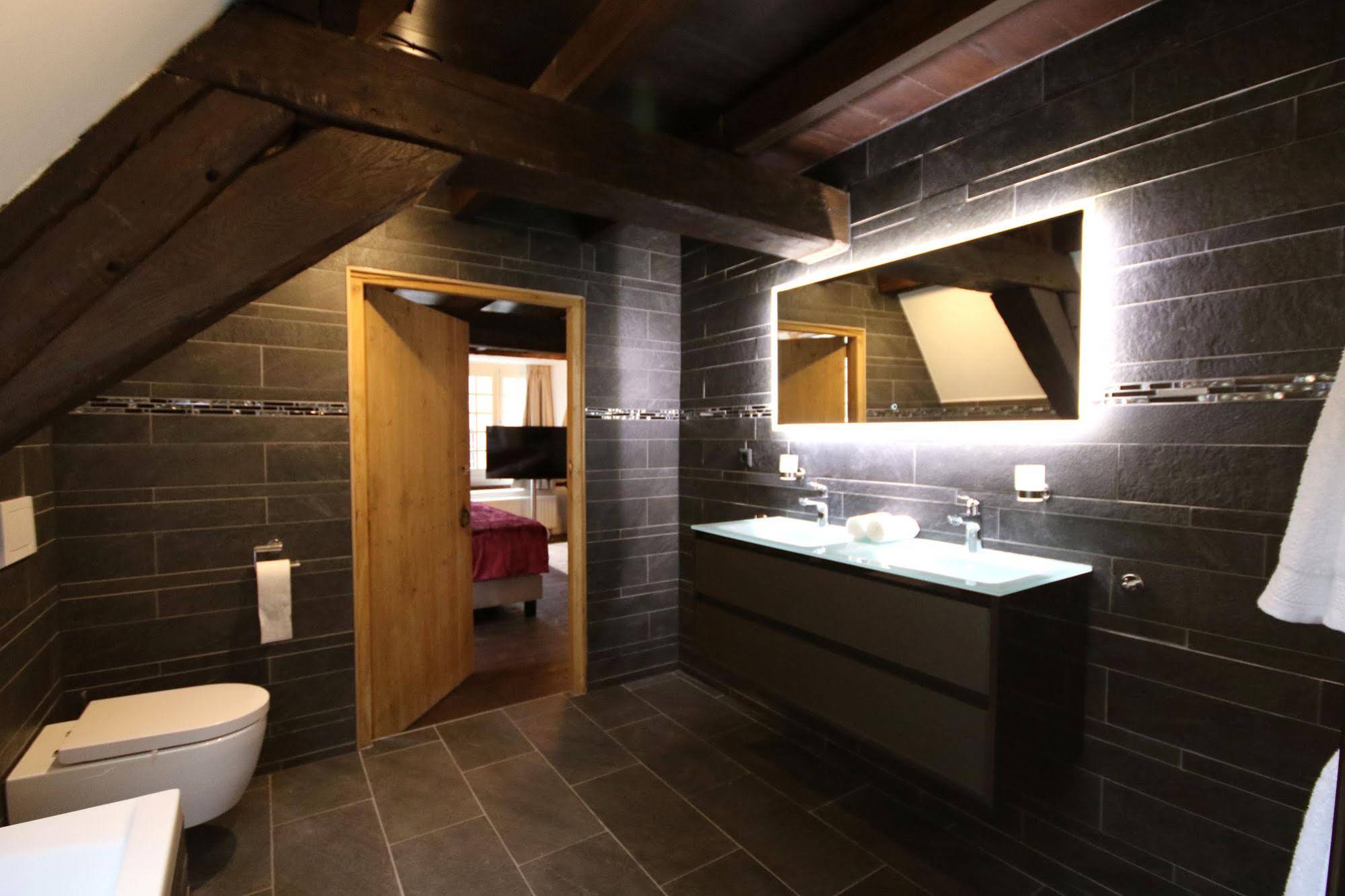 Steenhof Suites