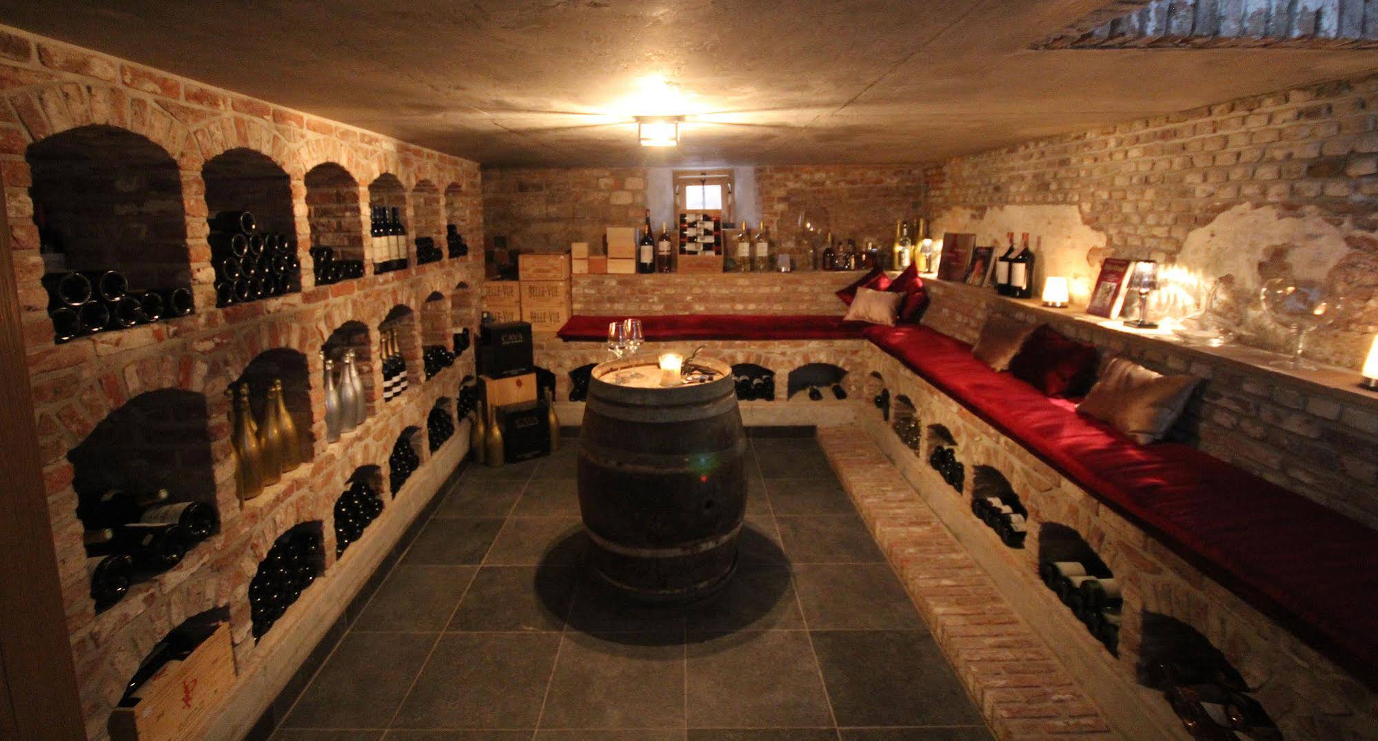 Steenhof Suites