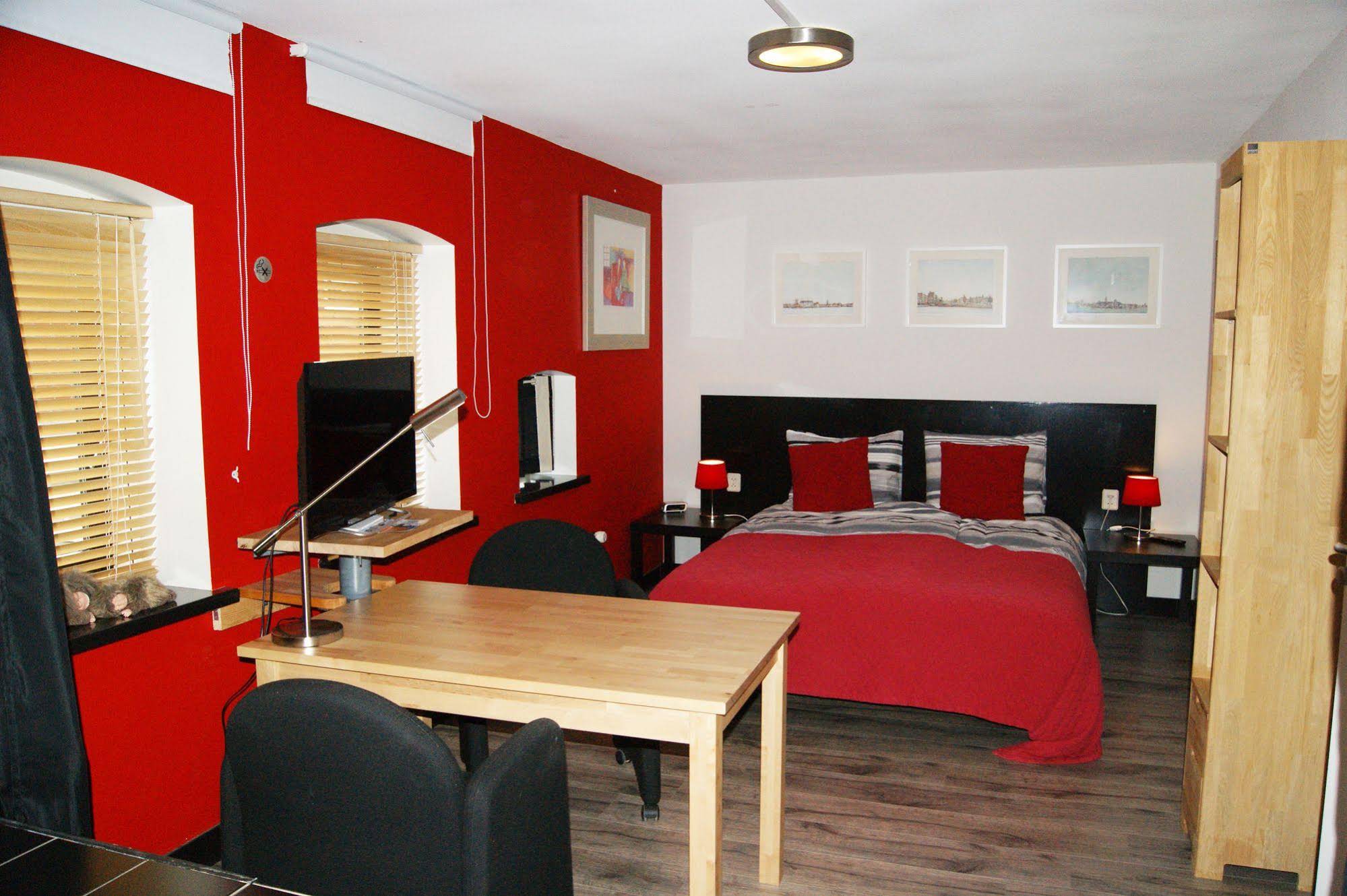 Bed & Breakfast Maasland