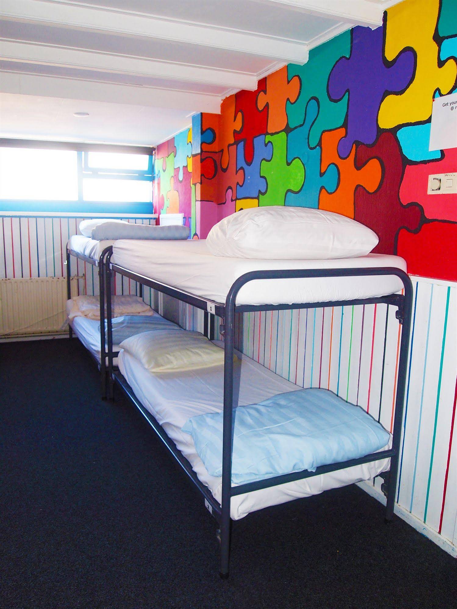 The Flying Pig Beach Hostel