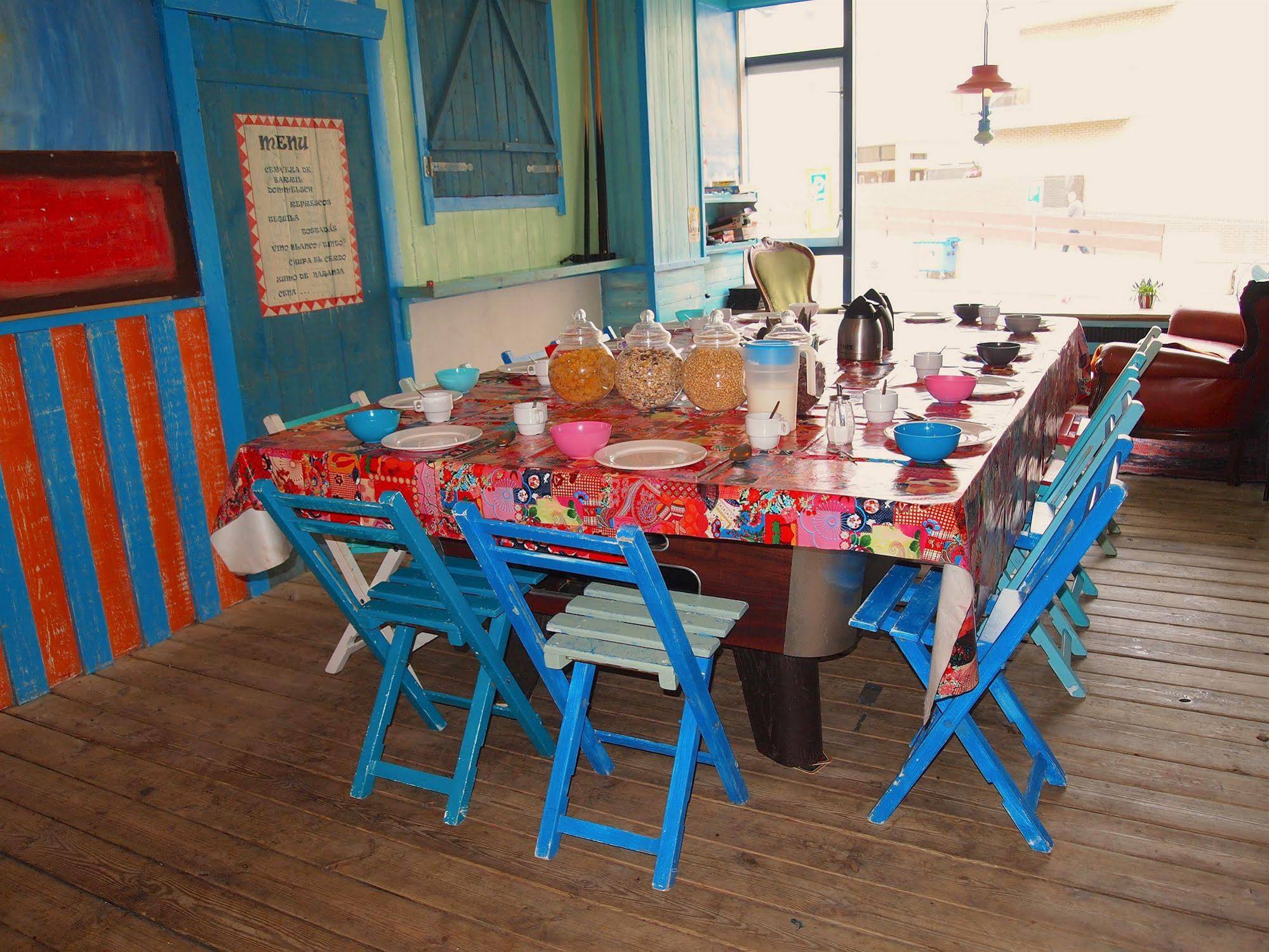 The Flying Pig Beach Hostel