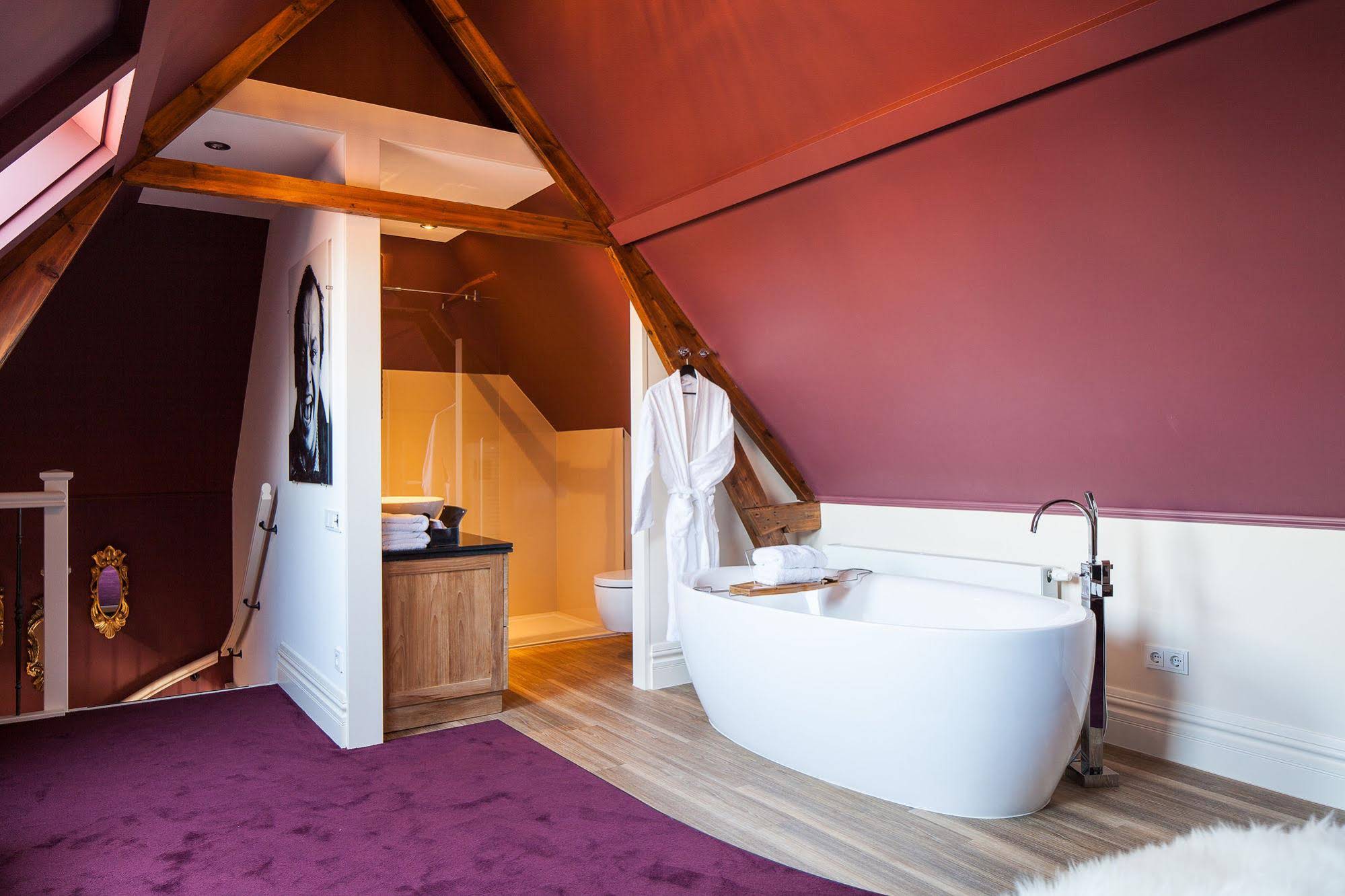 Opus One Boutique Hotel