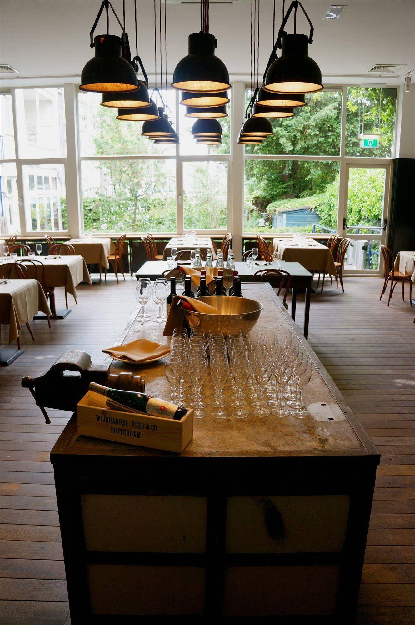 Rose Hotel Het Park, Sonder