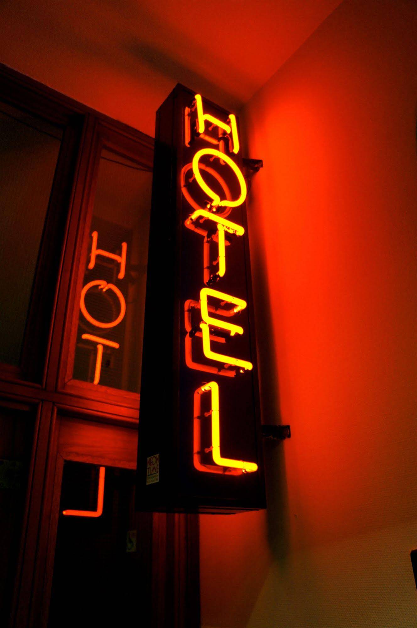 Rose Hotel Het Park, Sonder