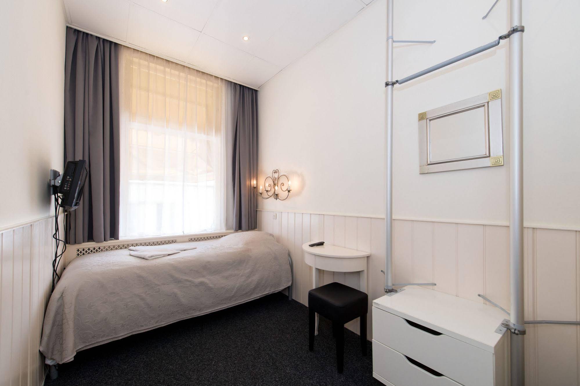 Hotel & Appartementen Bella Vista