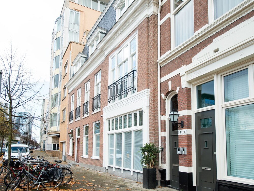 BizStay Park Central Apartments
