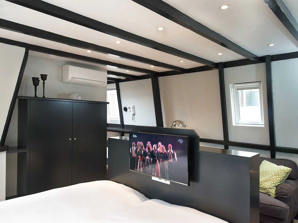 BizStay Park Central Apartments