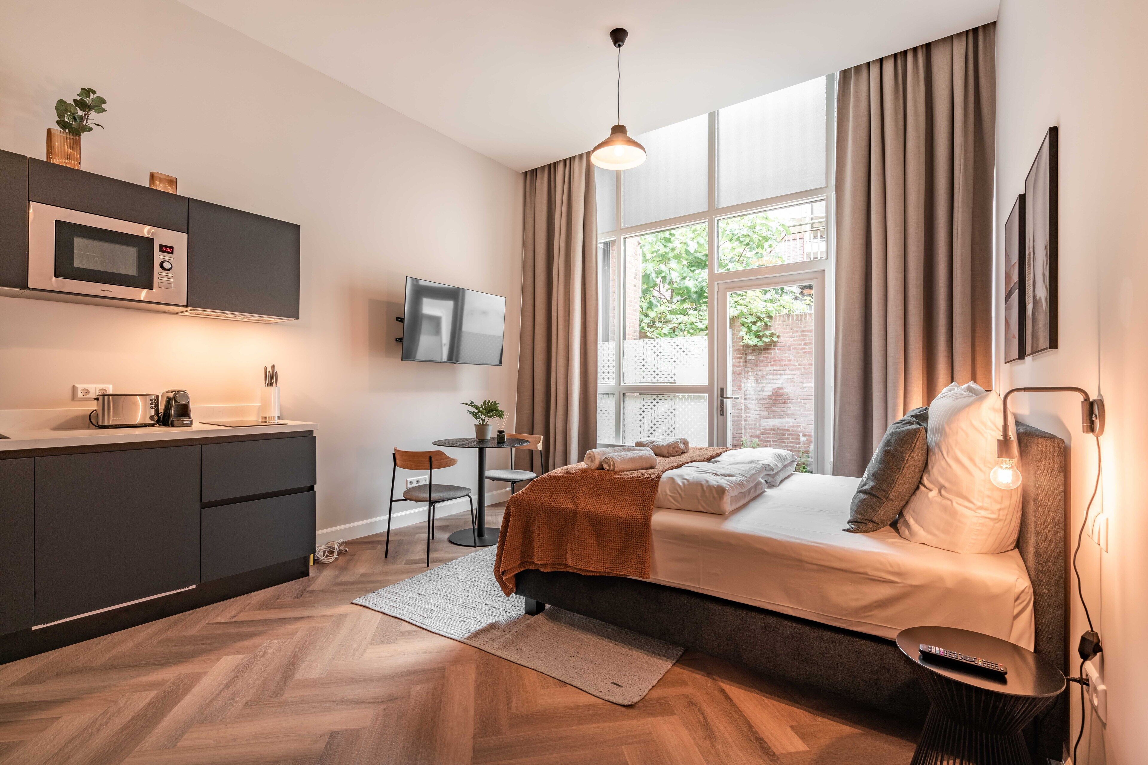 Limehome Den Haag Keizerstraat