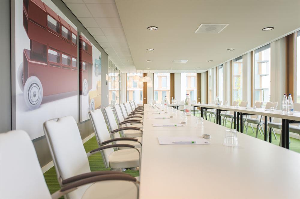 Holiday Inn Express Utrecht- Papendorp