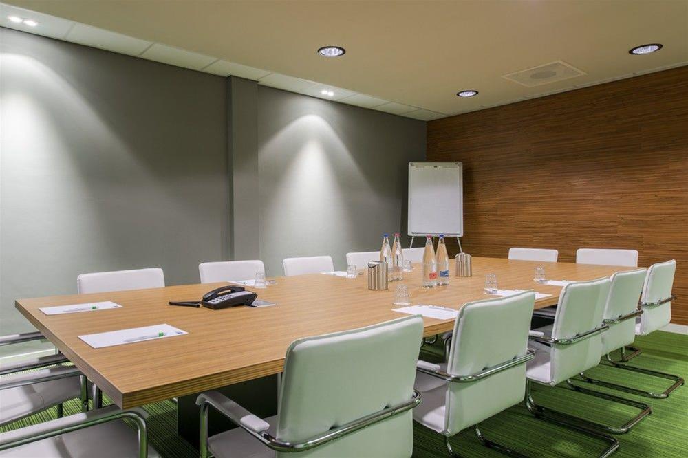 Holiday Inn Express Utrecht- Papendorp