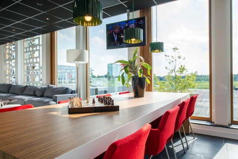 Holiday Inn Express Utrecht- Papendorp