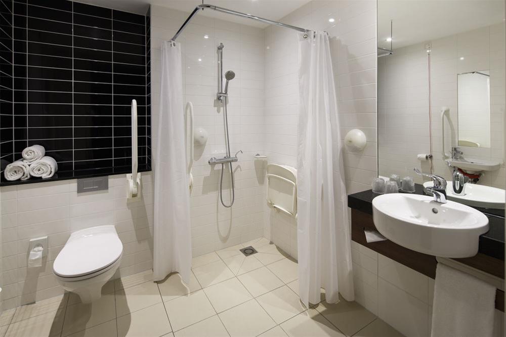 Holiday Inn Express Utrecht- Papendorp