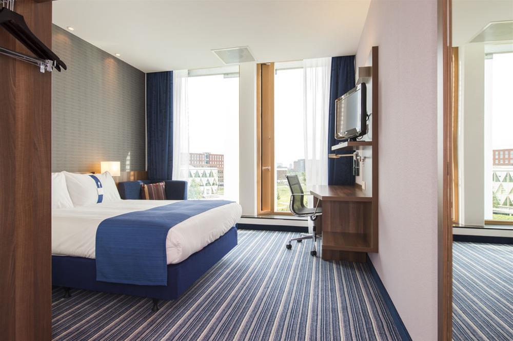 Holiday Inn Express Utrecht- Papendorp