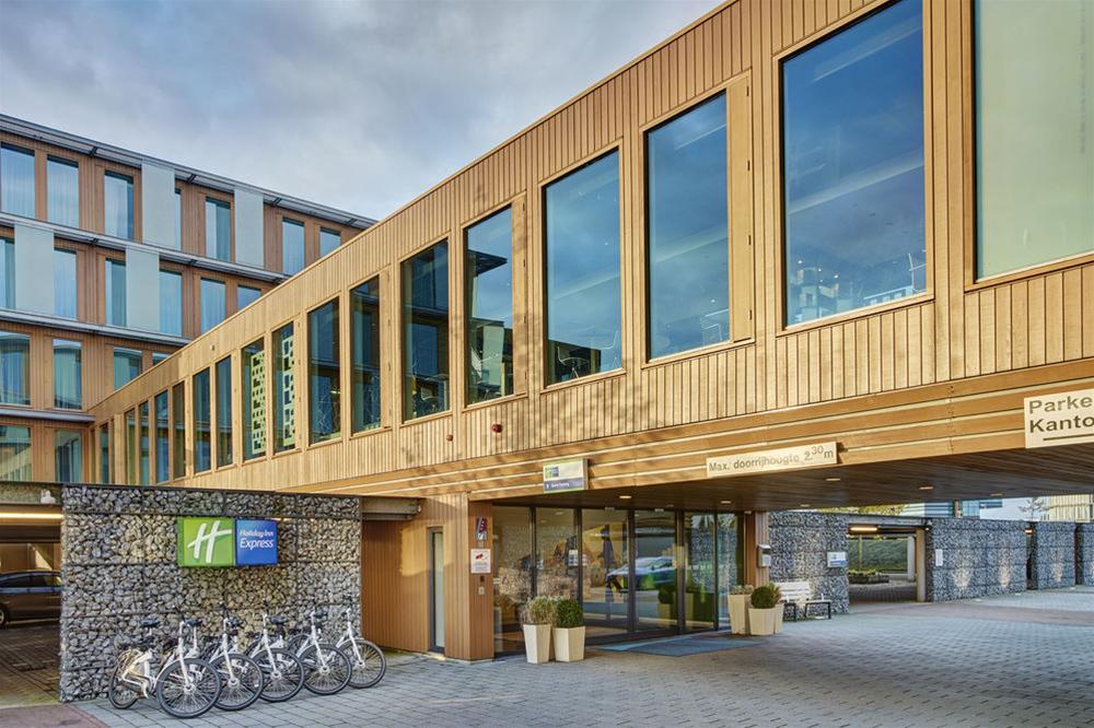 Holiday Inn Express Utrecht- Papendorp