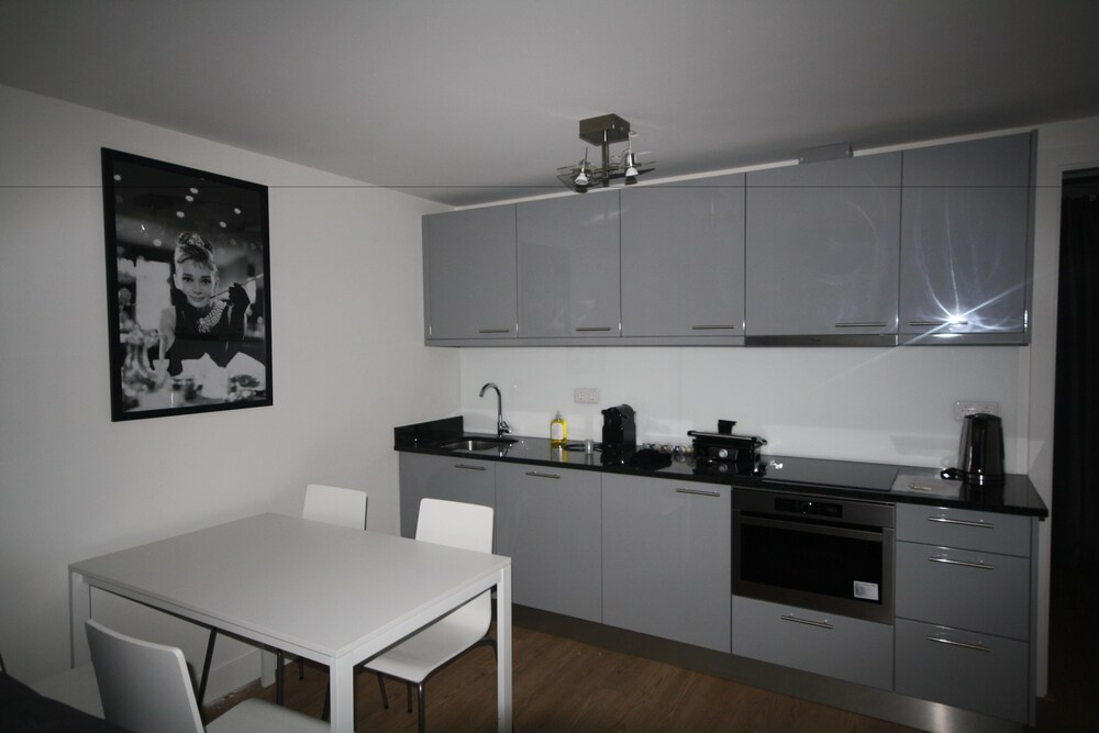 Luxury Apartments ll
