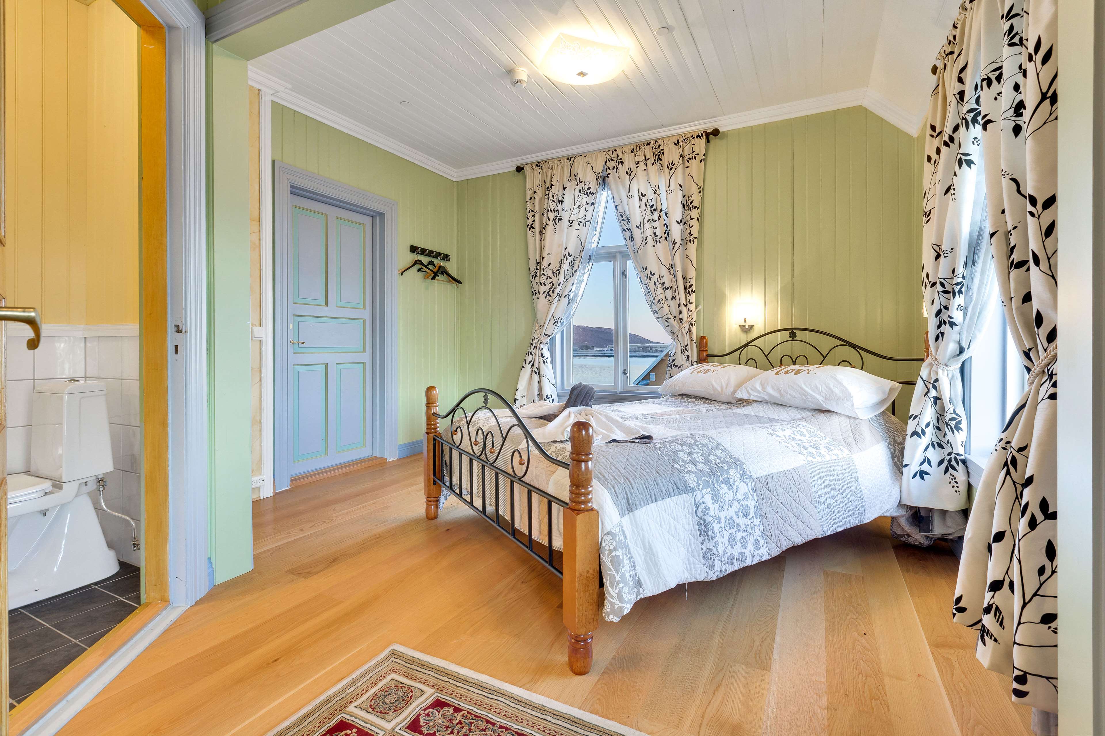 Sandtorgholmen Hotel