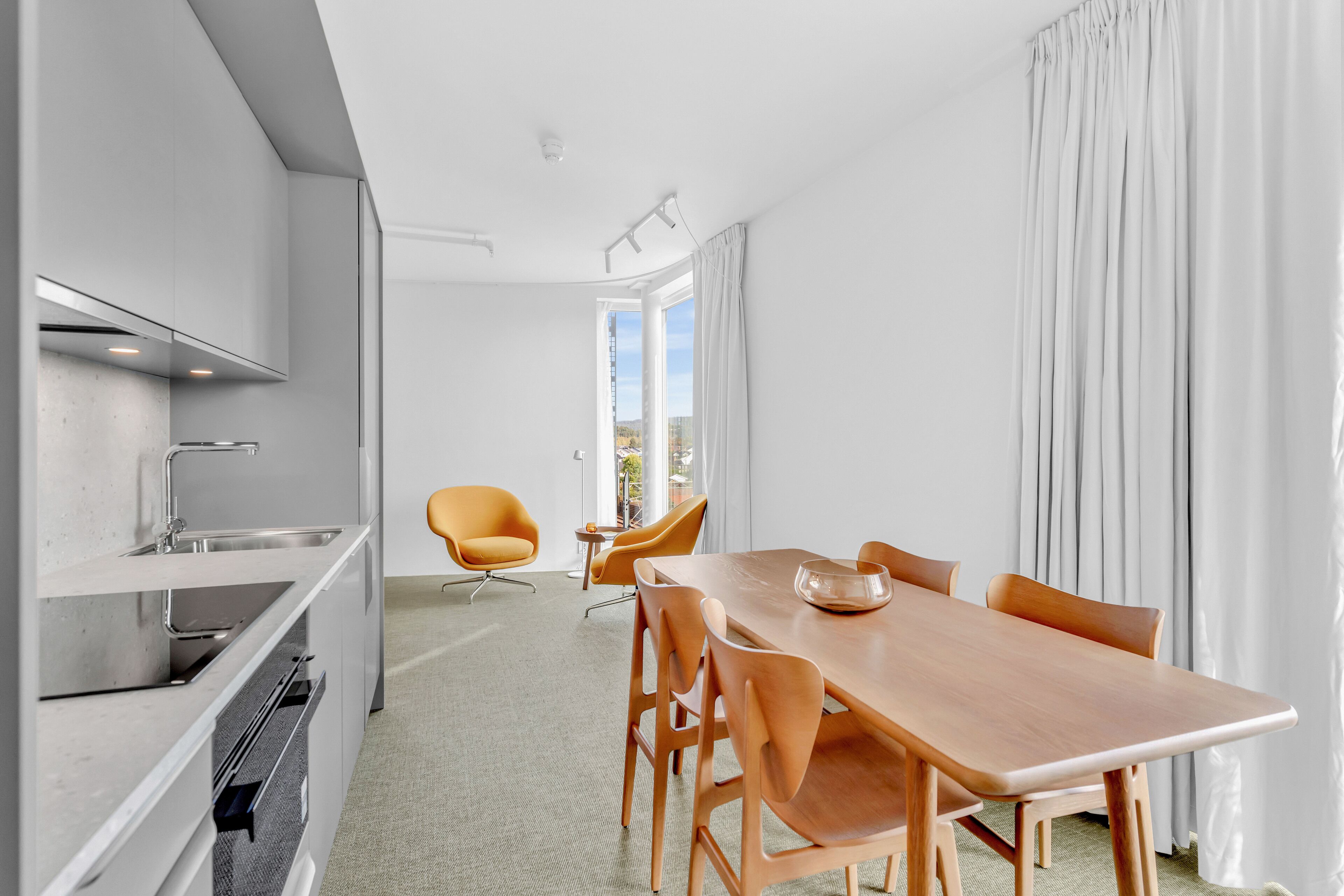 Lux Hotel