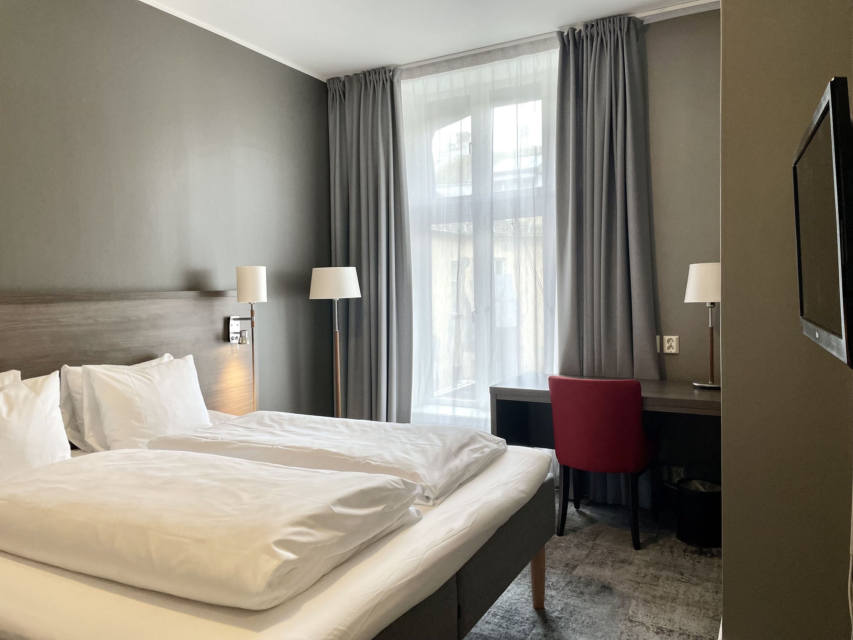 Karl Johans Gate 35
