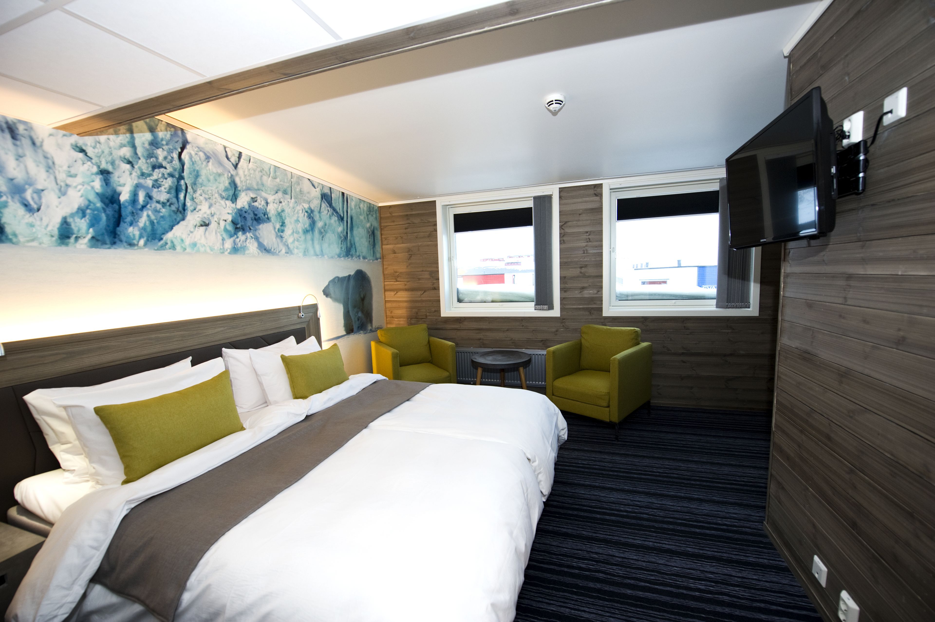 Svalbard Hotell | Polfareren