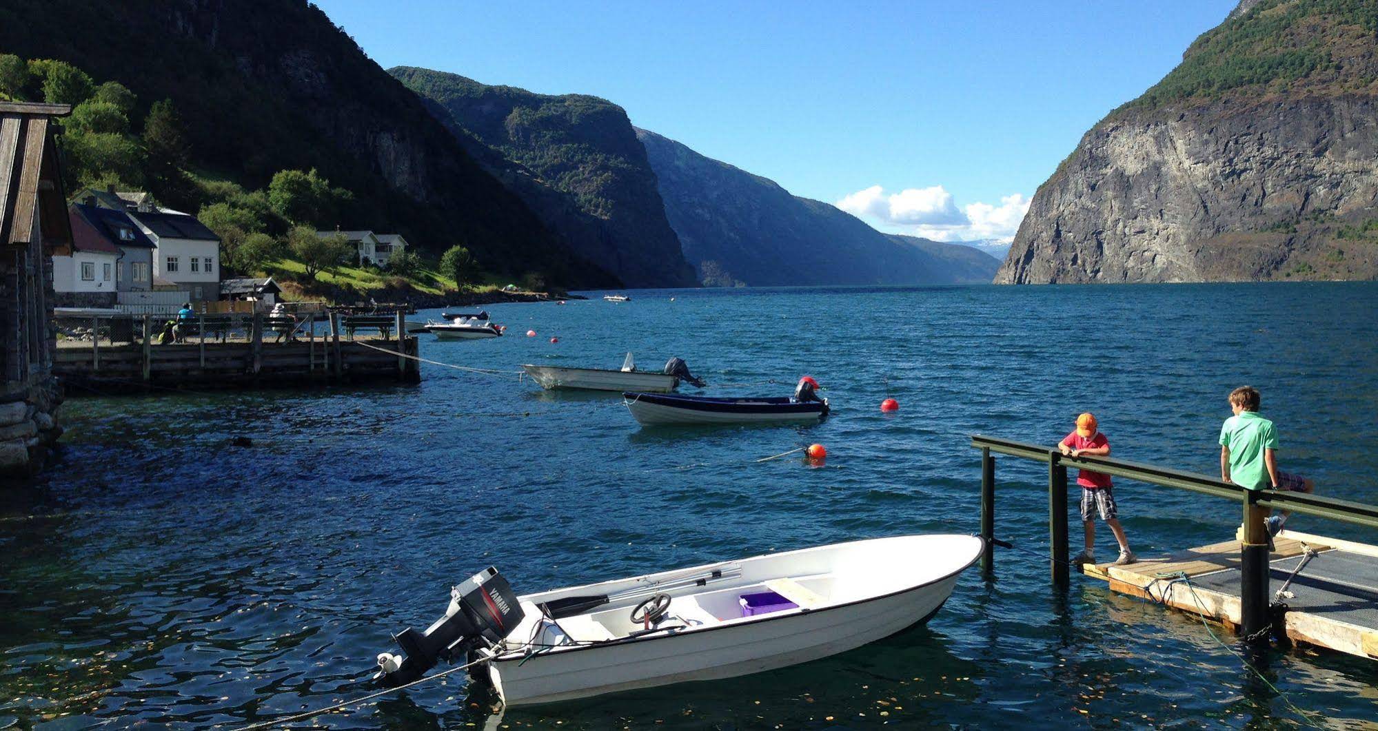 Visit Undredal Valley