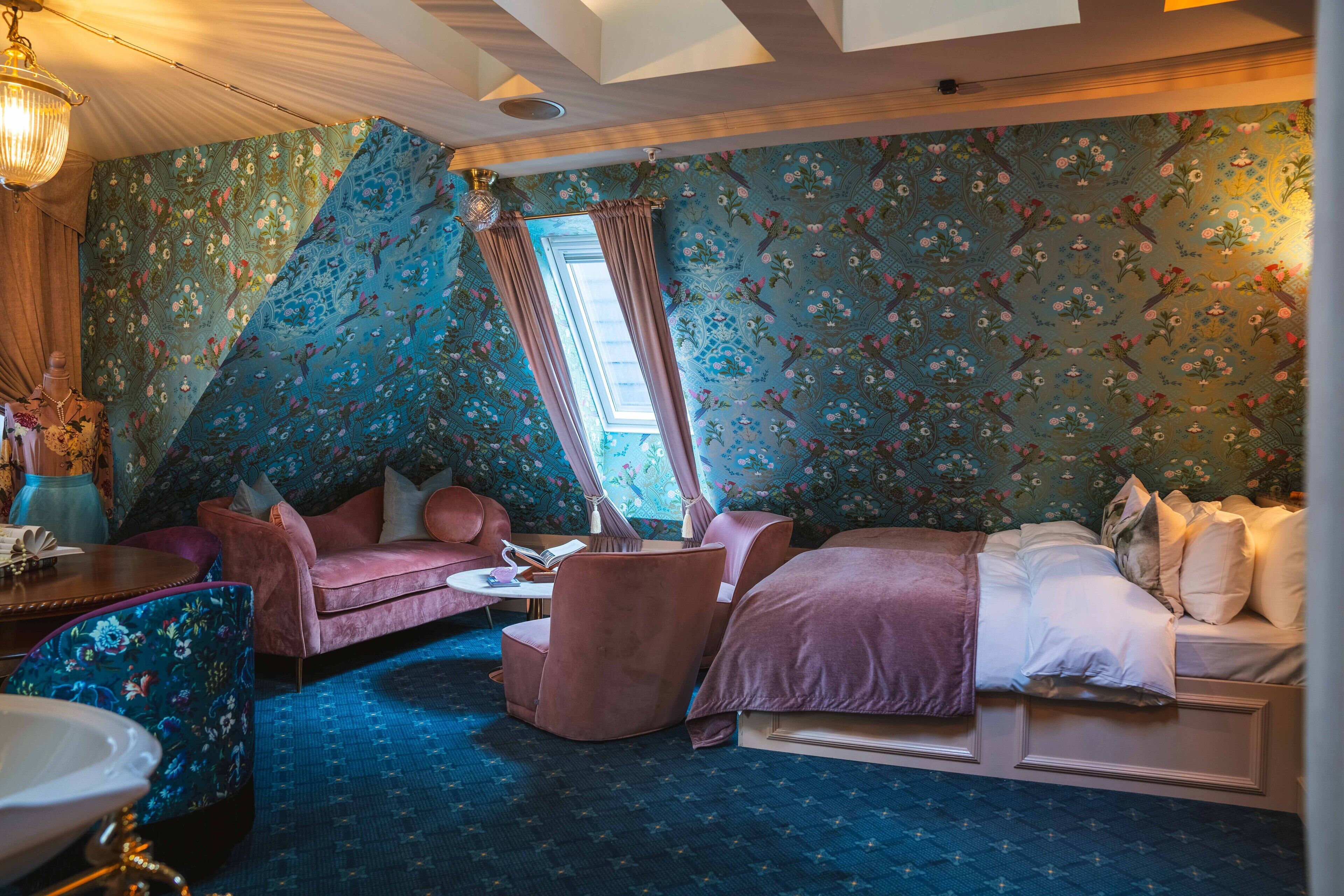 Hotel Charmante
