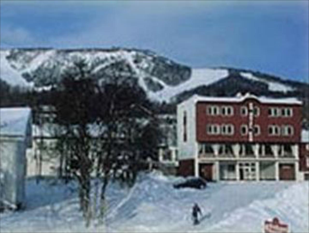 Ro Hotel