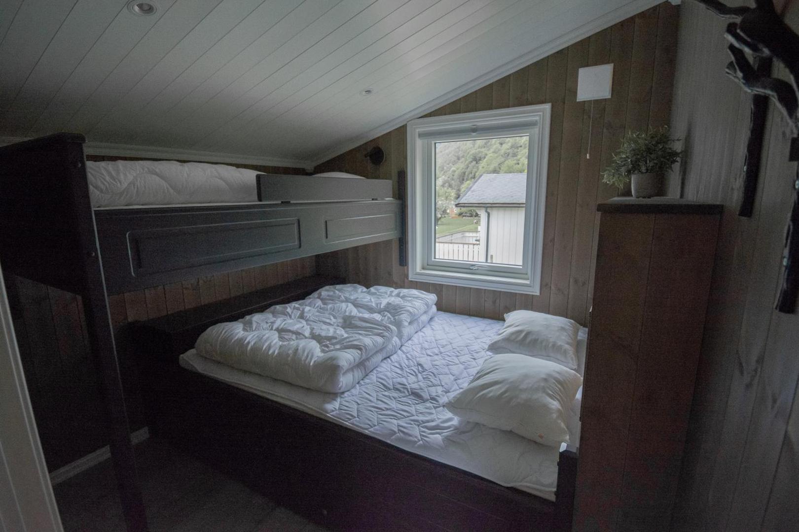 Grande Hytteutleige Og Camping