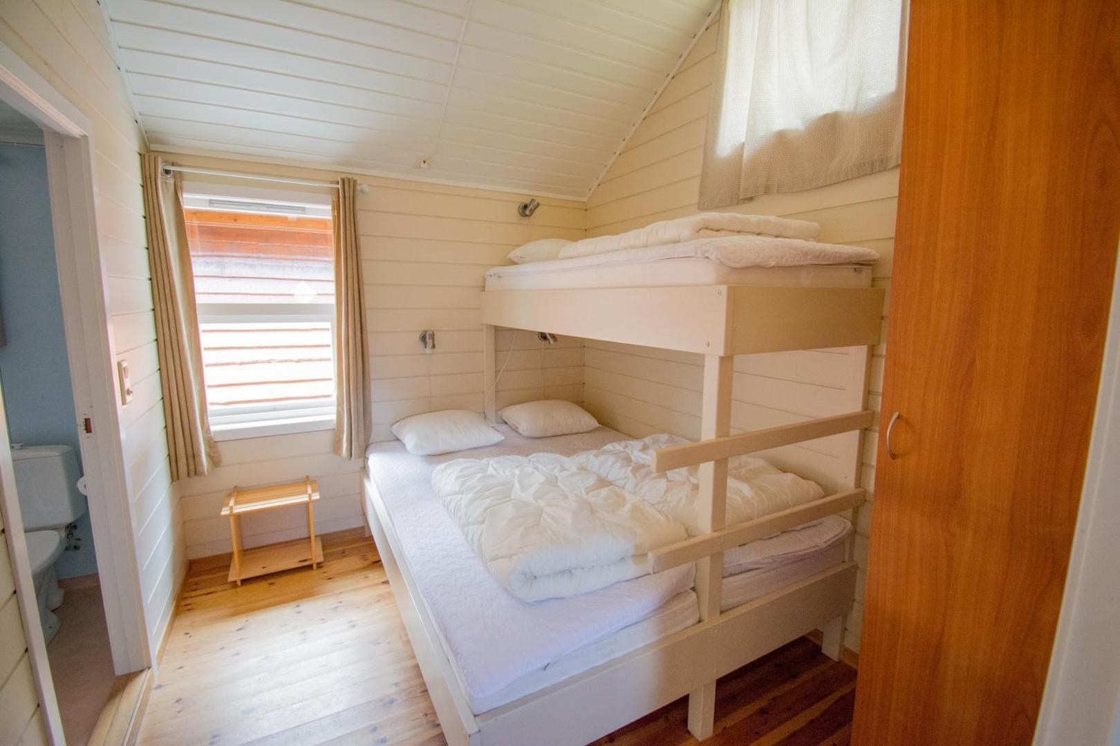 Grande Hytteutleige Og Camping