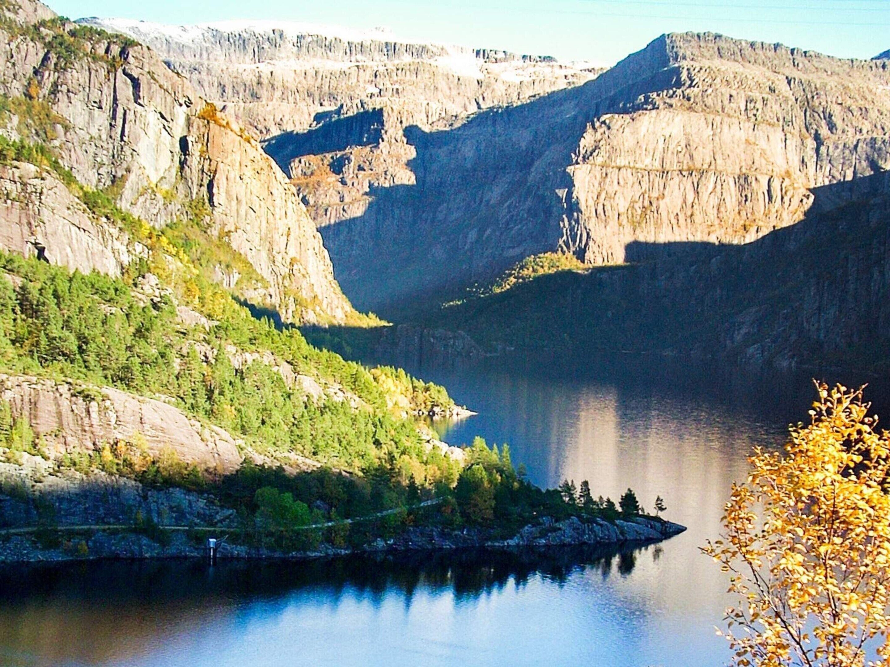Bremanger Fjord Hotell