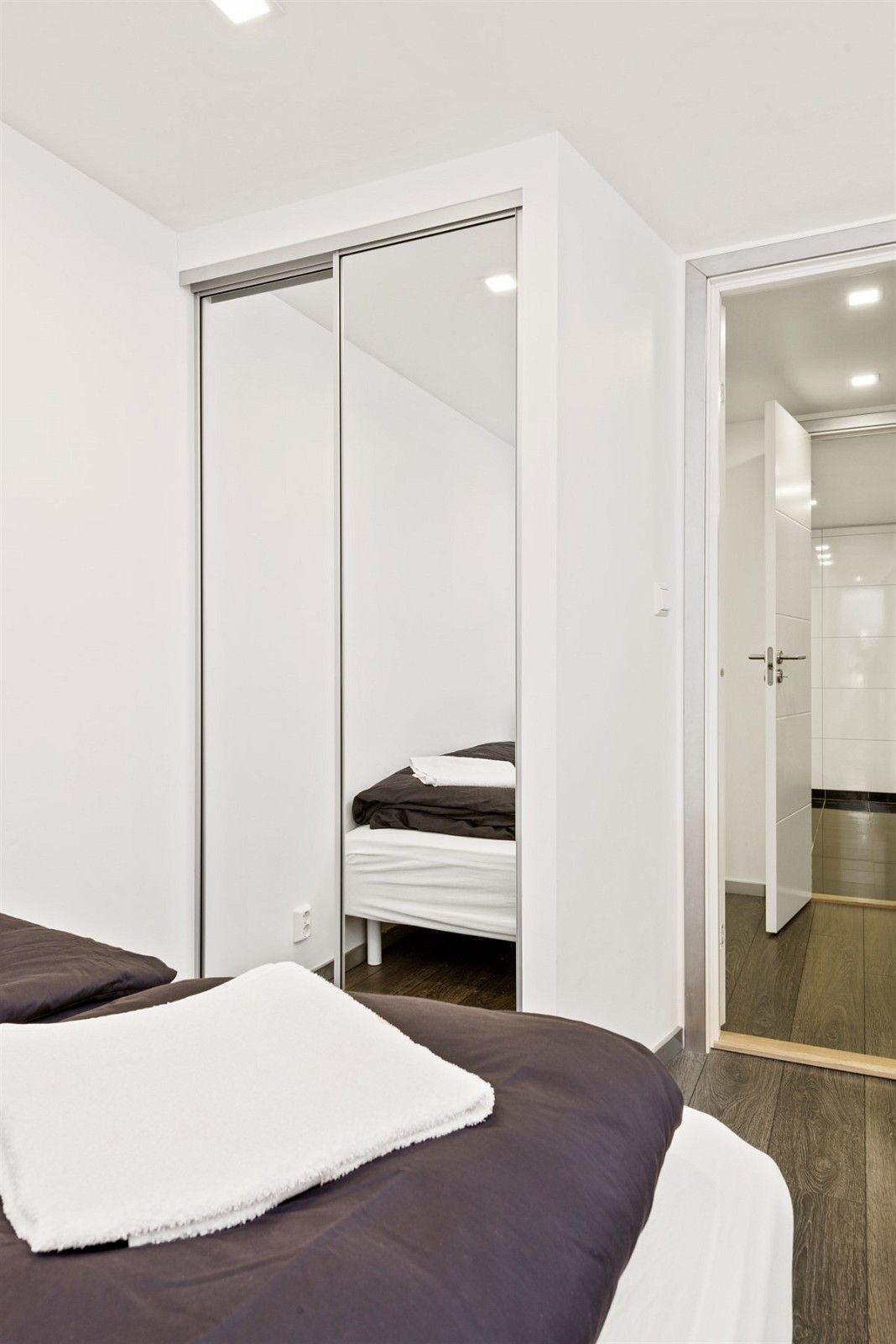 Peak Apartments