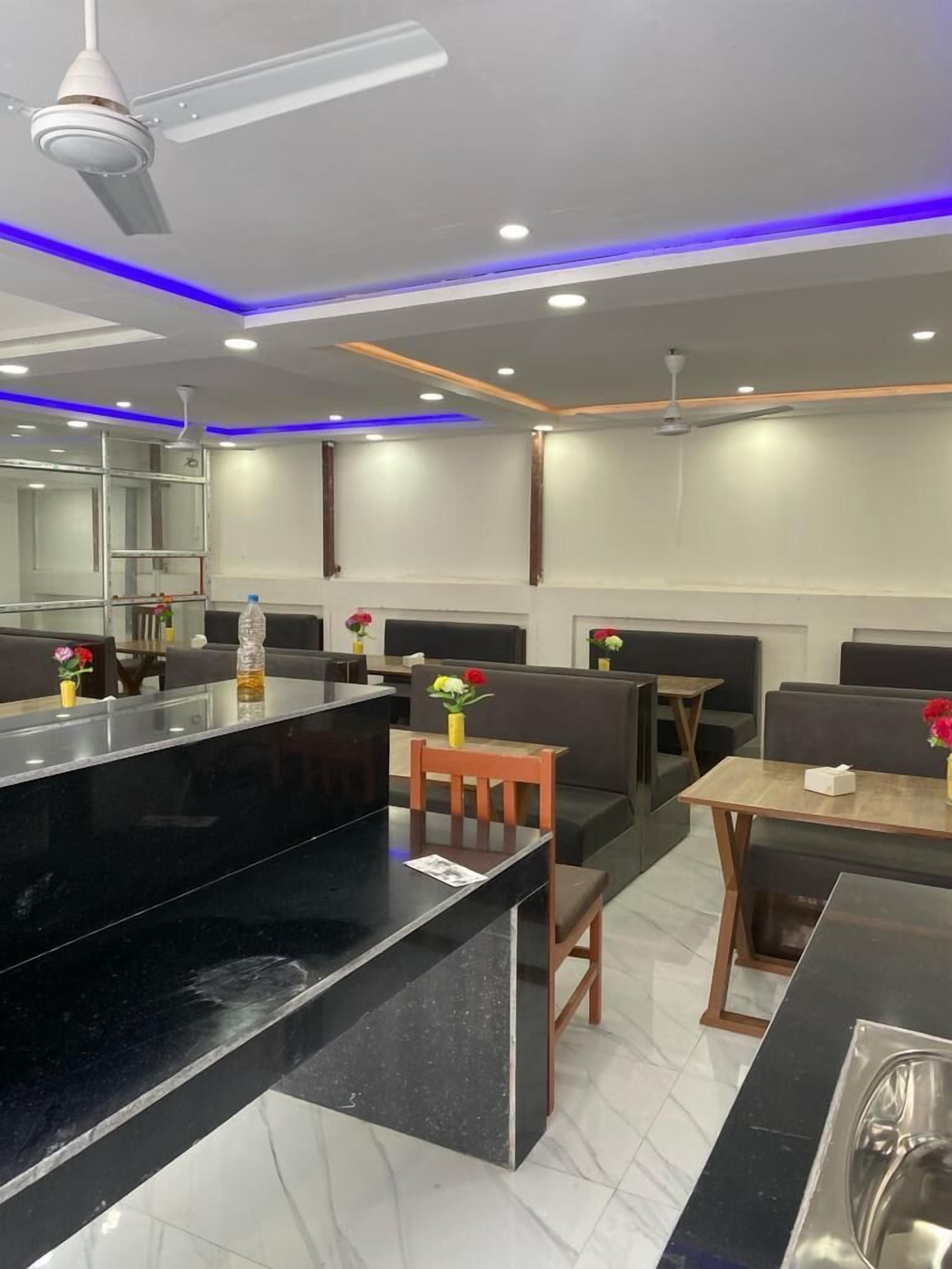 Royalwood City Inn