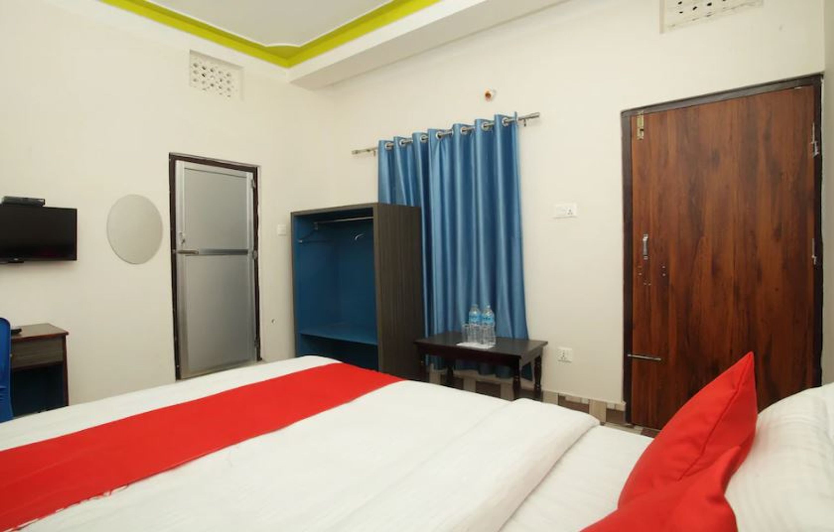 Hotel Fresh Inn And Lodge by OYO Rooms