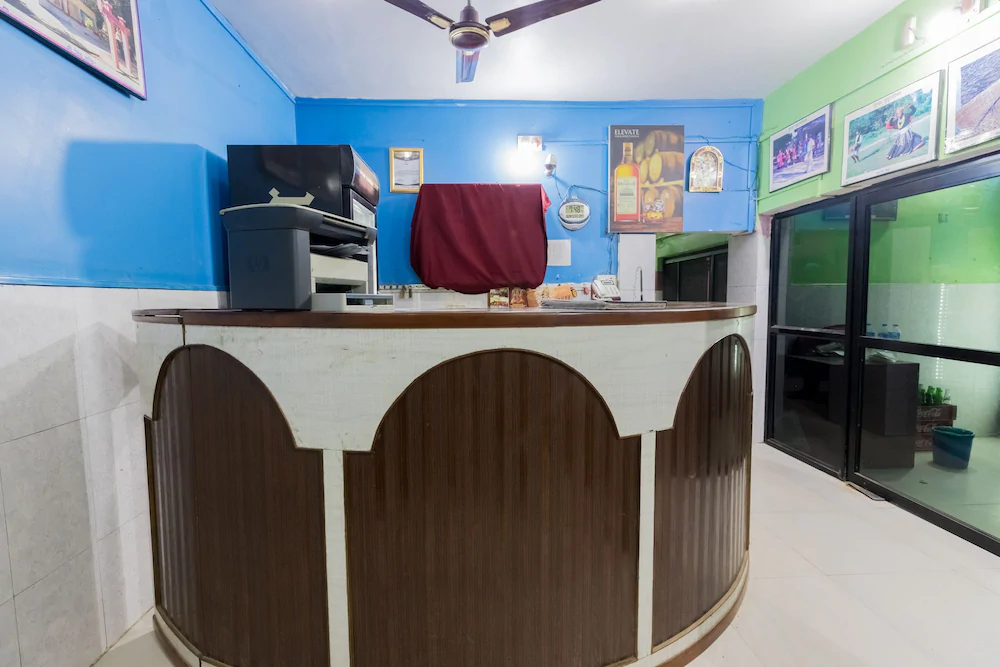 Hotel Hemant by OYO Rooms