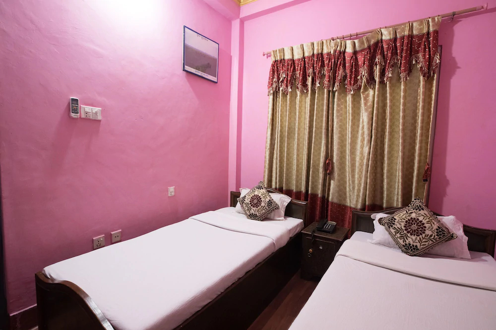 Hotel Hemant by OYO Rooms