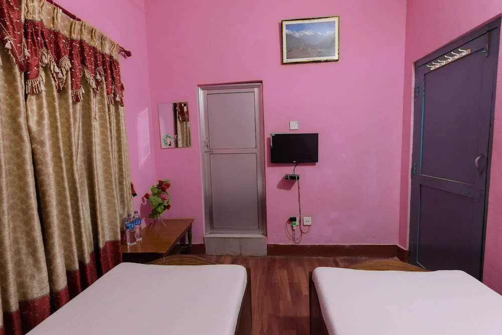 Hotel Hemant by OYO Rooms