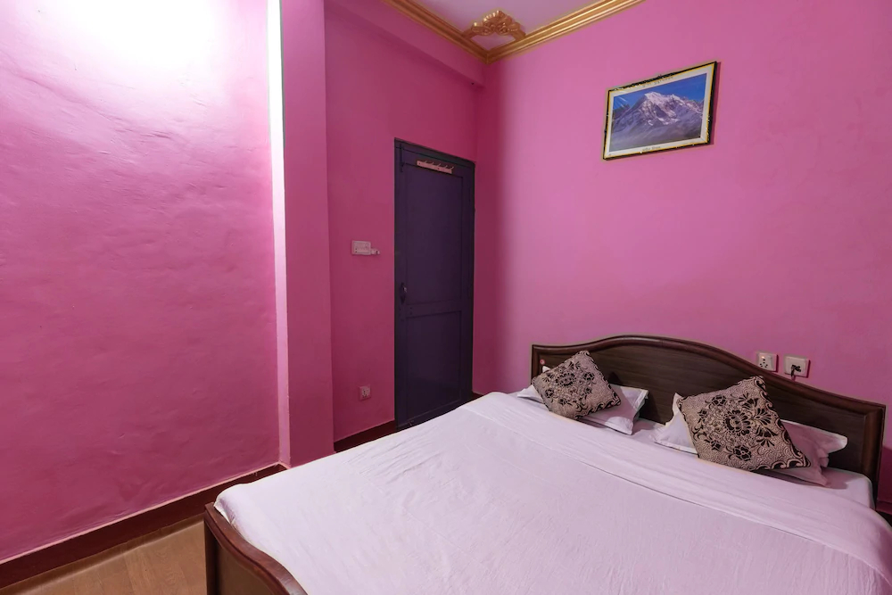 Hotel Hemant by OYO Rooms
