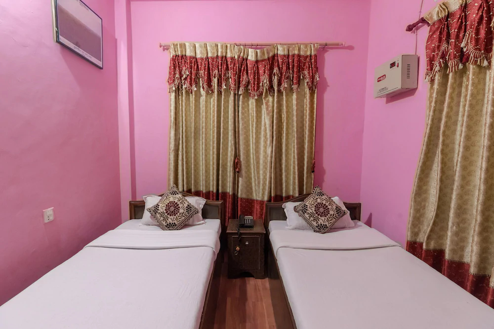 Hotel Hemant by OYO Rooms