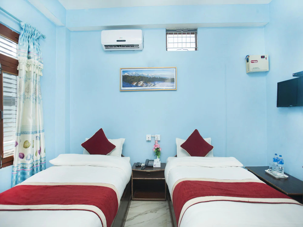 Hotel Sunlight by OYO Rooms