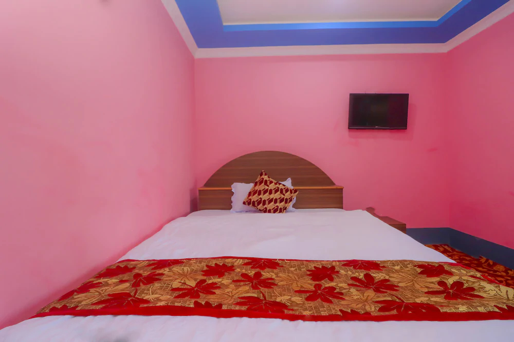 Hotel Green View by OYO Rooms