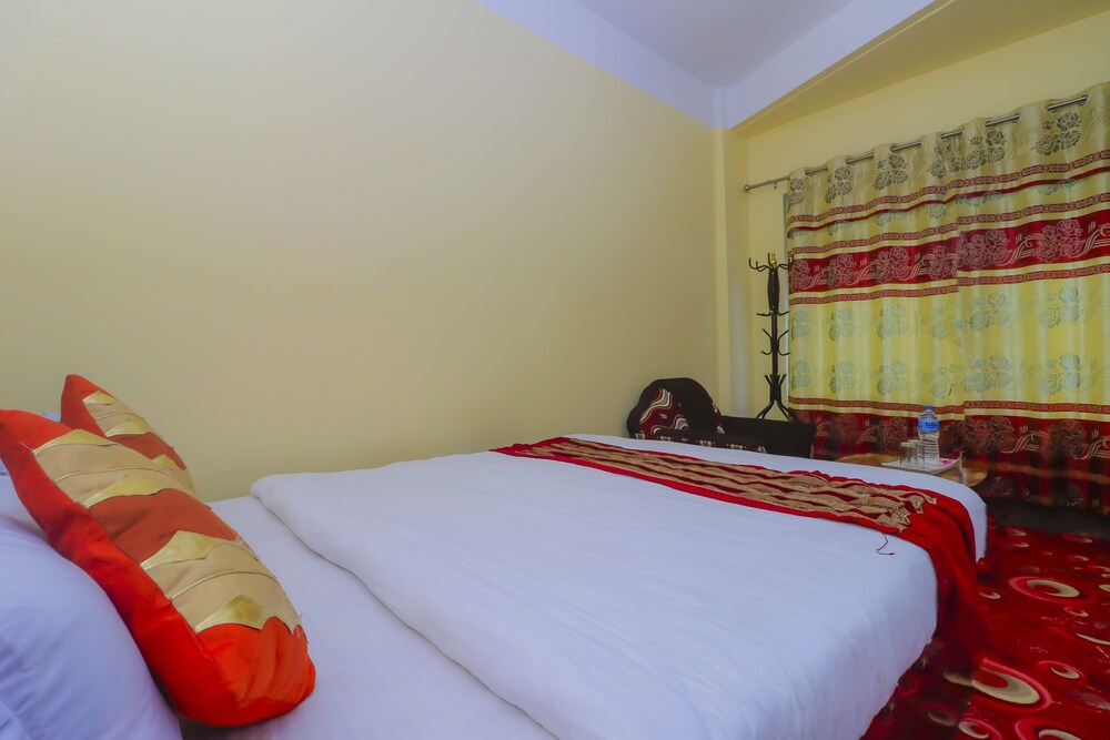 Hotel Green View by OYO Rooms