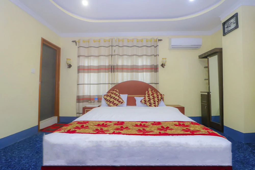 Hotel Green View by OYO Rooms