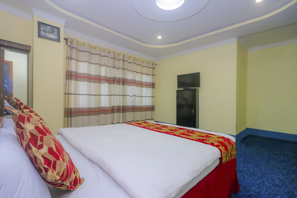 Hotel Green View by OYO Rooms