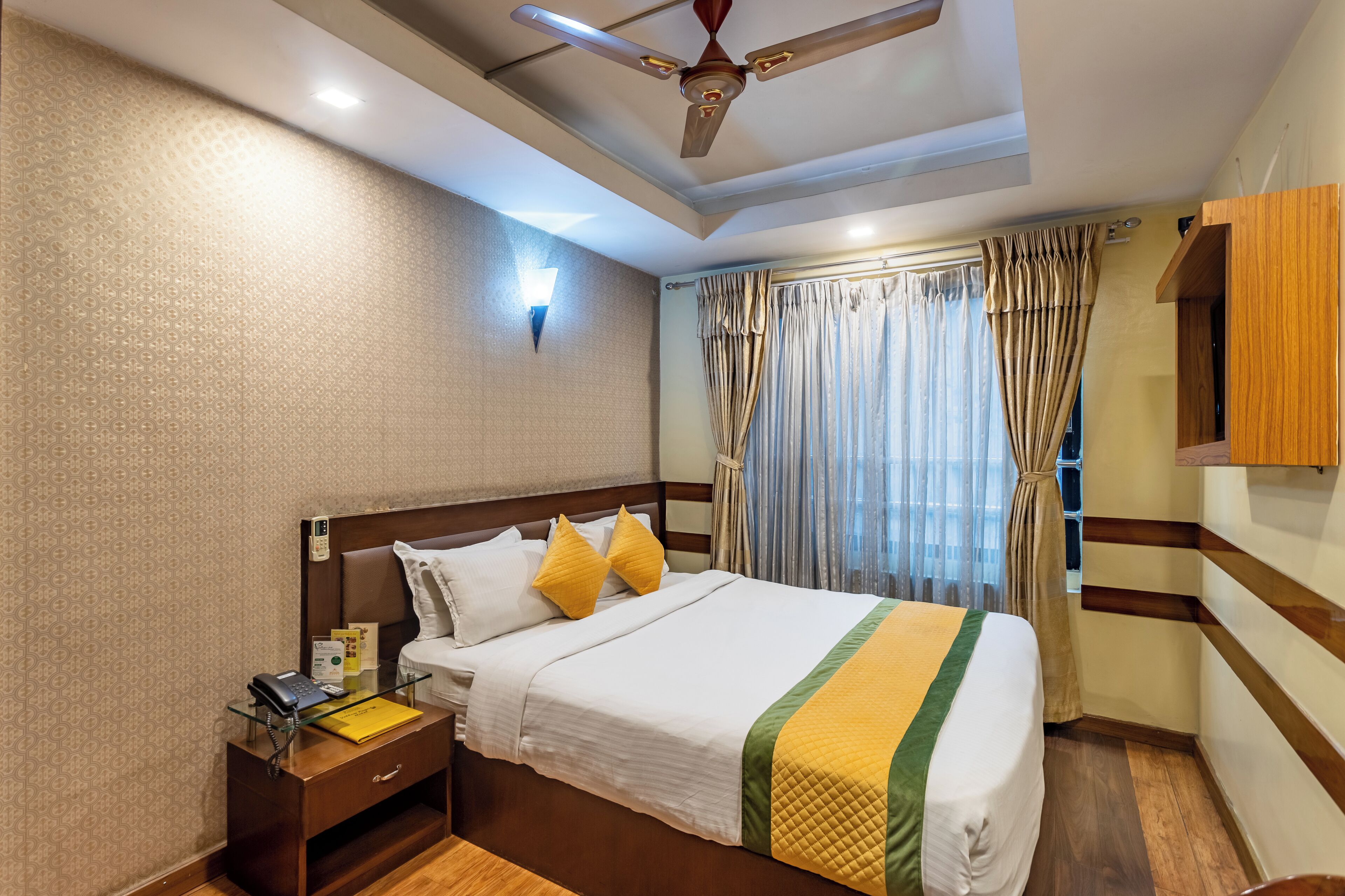 Capital O 338 Yellow Pagoda Hotel