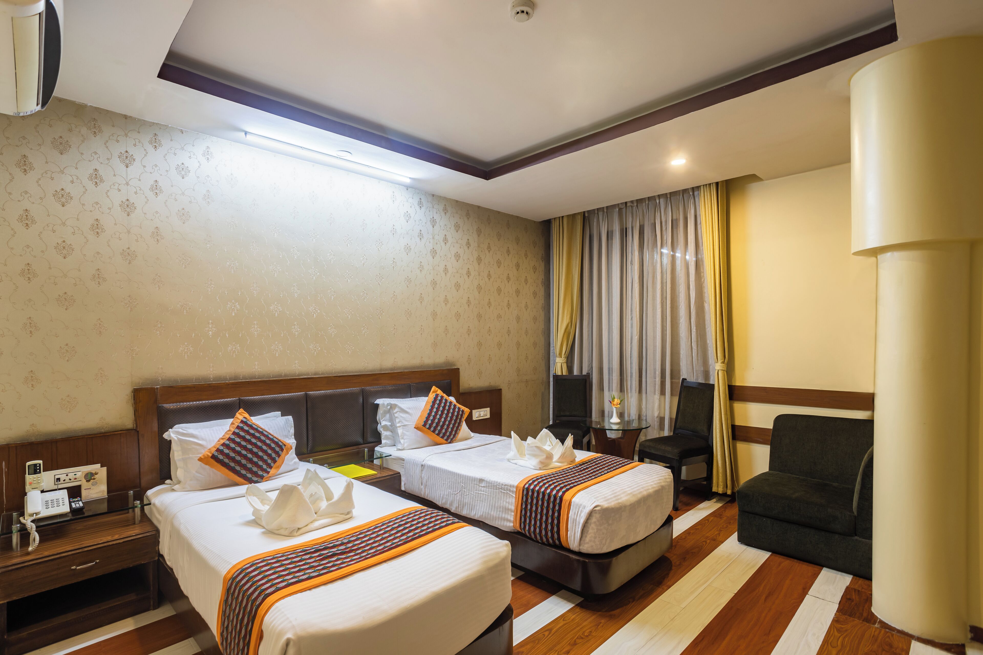 Capital O 338 Yellow Pagoda Hotel