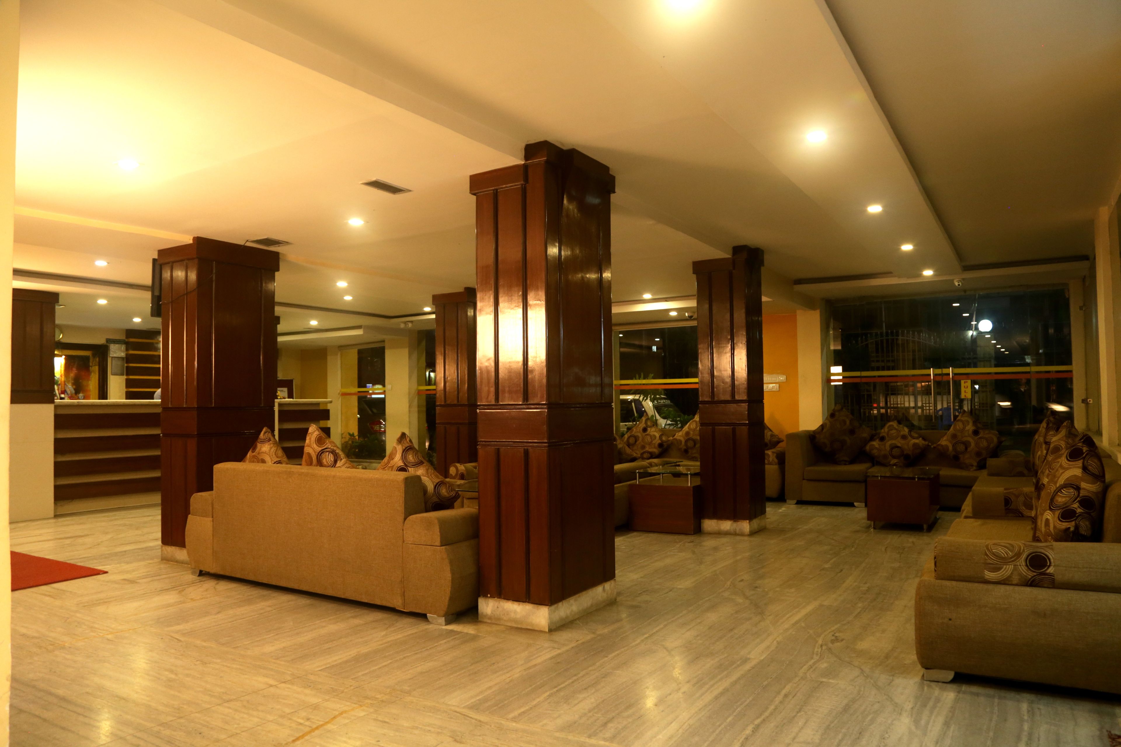 Capital O 338 Yellow Pagoda Hotel