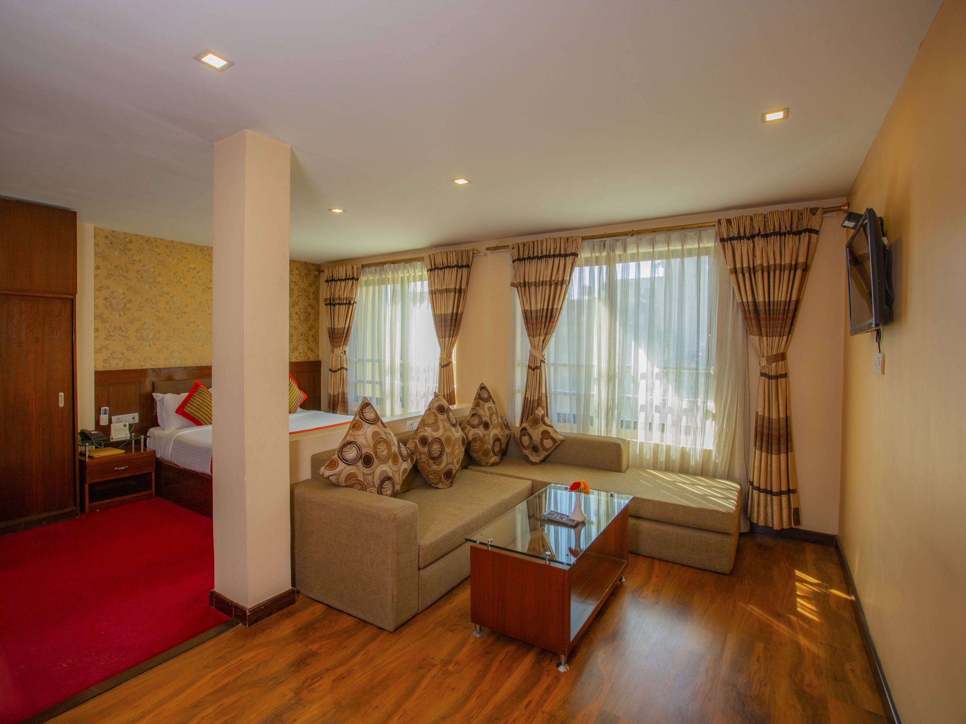 Capital O 338 Yellow Pagoda Hotel