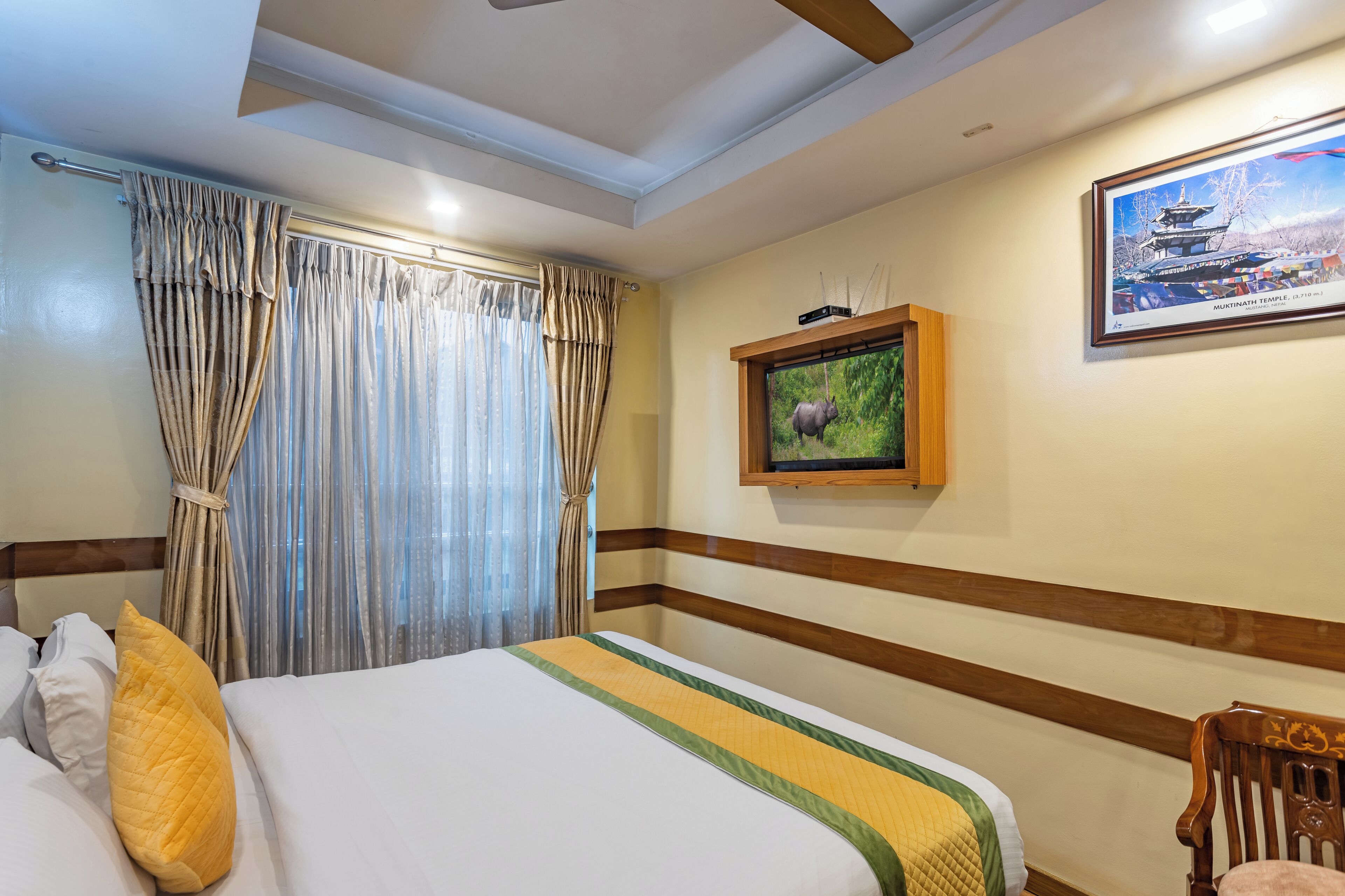 Capital O 338 Yellow Pagoda Hotel
