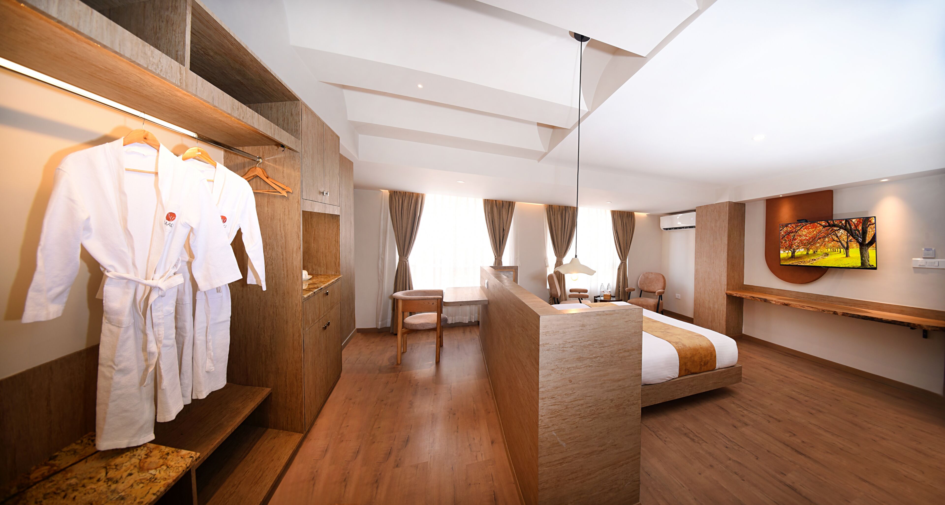 Daali Hotel & Apartment